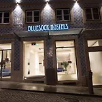 Bluesock Hostel *