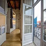 Bluesock Hostel *